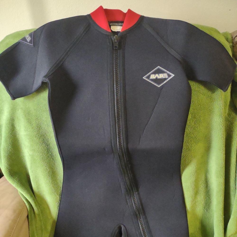 Bare Wetsuit Size Extra Small Shorts surfing diving